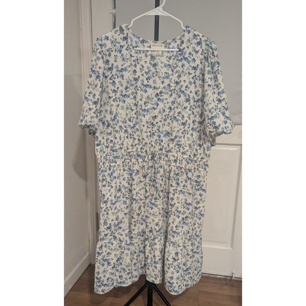 NWT  Women’s Plus Size 3X Blue Floral Dress Puff Sleeve Tiered Hem cottagecore